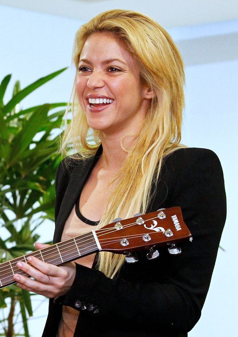 Shakira — Shakira Isabel Mebarak Ripoll