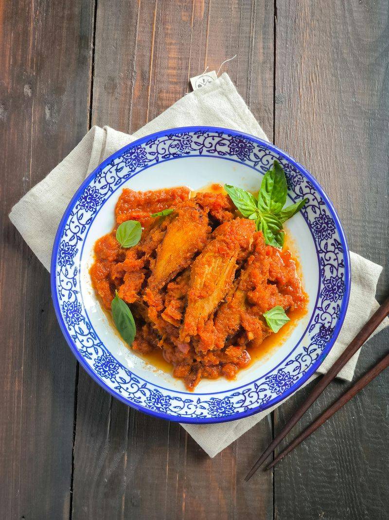 Spicy Sriracha Tuna Salad