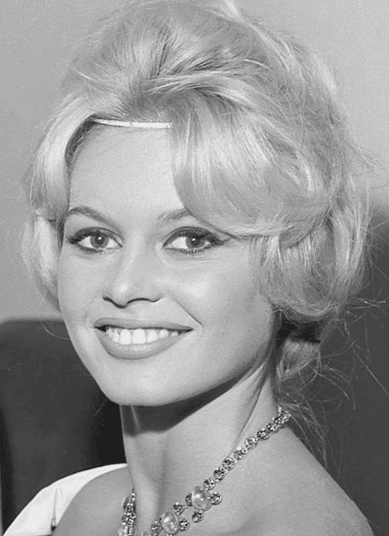 Love Is My Profession (1958) - 6.6