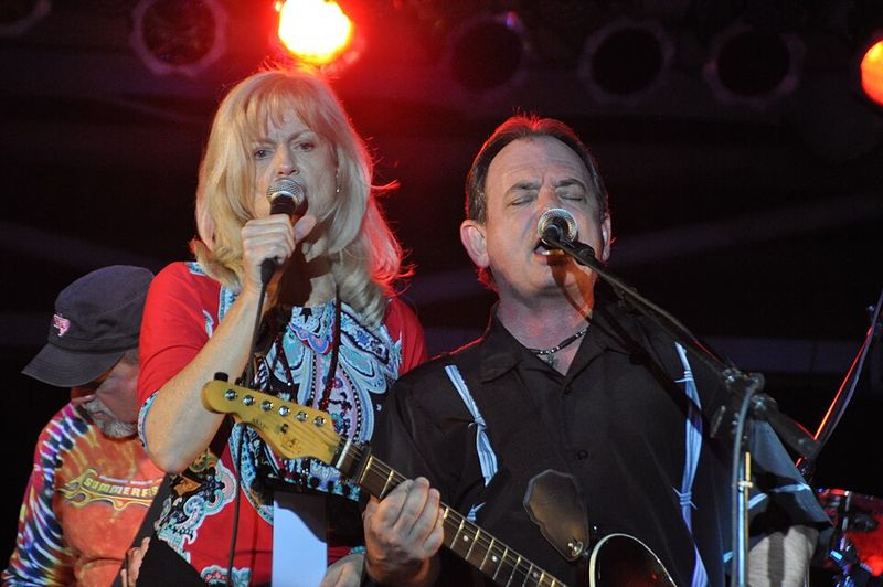 Keep On Smilin' - Wet Willie