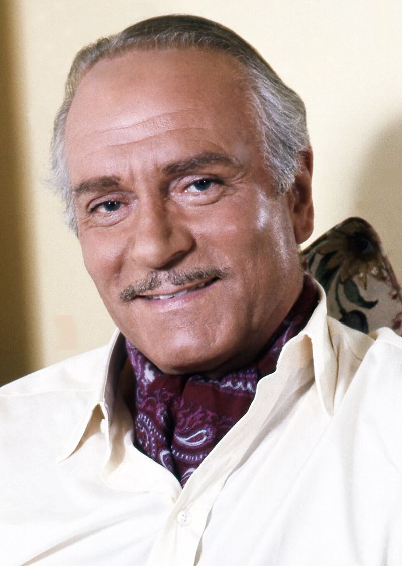 Laurence Olivier: Royalty Meets Ridicule