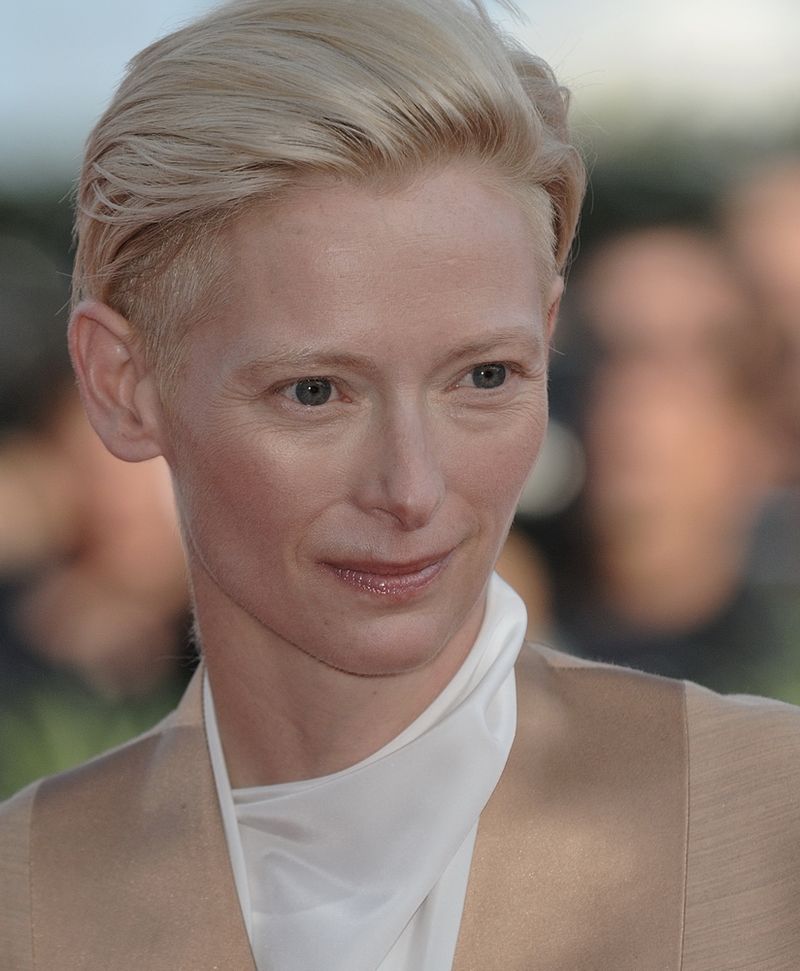 Tilda Swinton as the Archangel Gabriel in Constantine