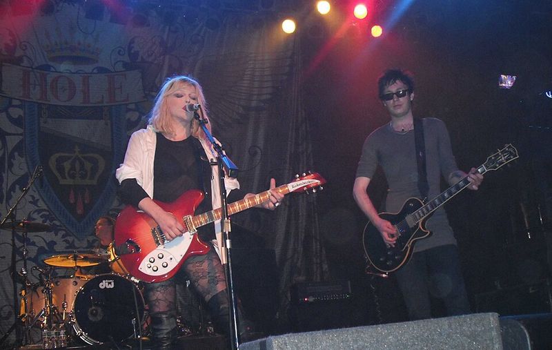 Celebrity Skin - Hole