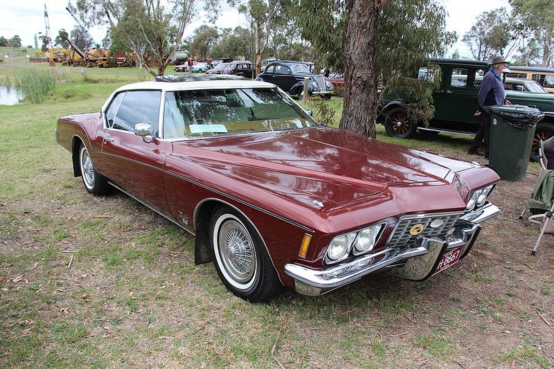 Brad Pitt And His Parents' 455 Buick Centurion