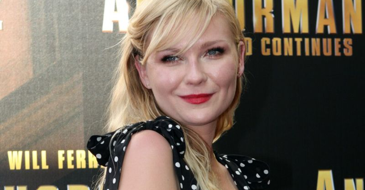 15 Performers Who Had A First Kiss While Working Onscreen