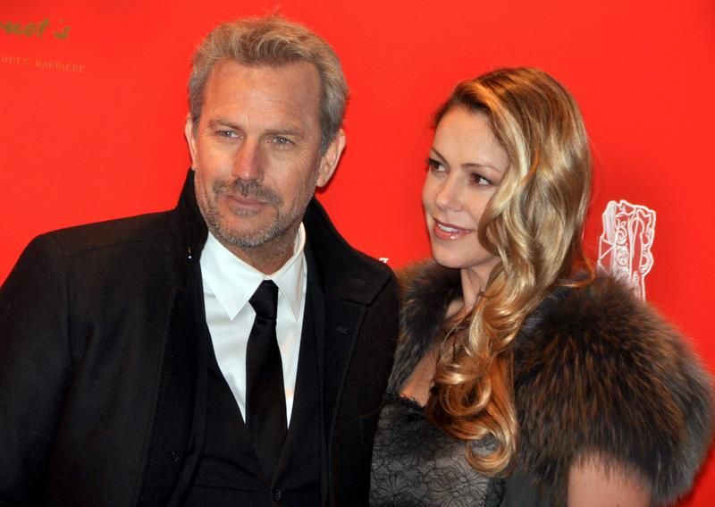 Kevin Costner And Christine Baumgartner