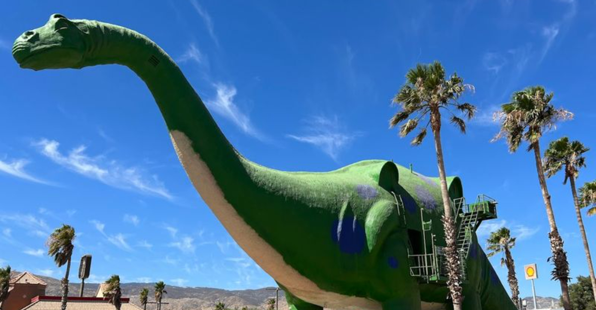 19 Historic Roadside Attractions Across The U.S. Still Welcoming Visitors