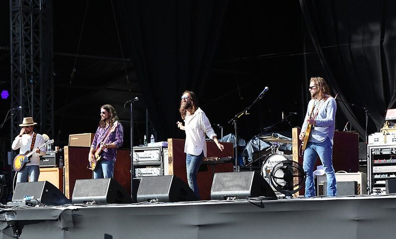 The Black Crowes — Chris and Rich Robinson