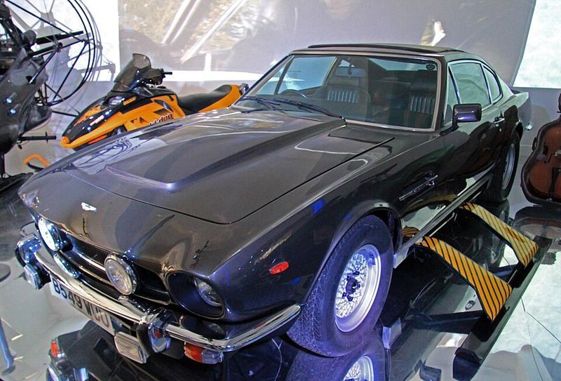 Aston Martin V8 Vantage