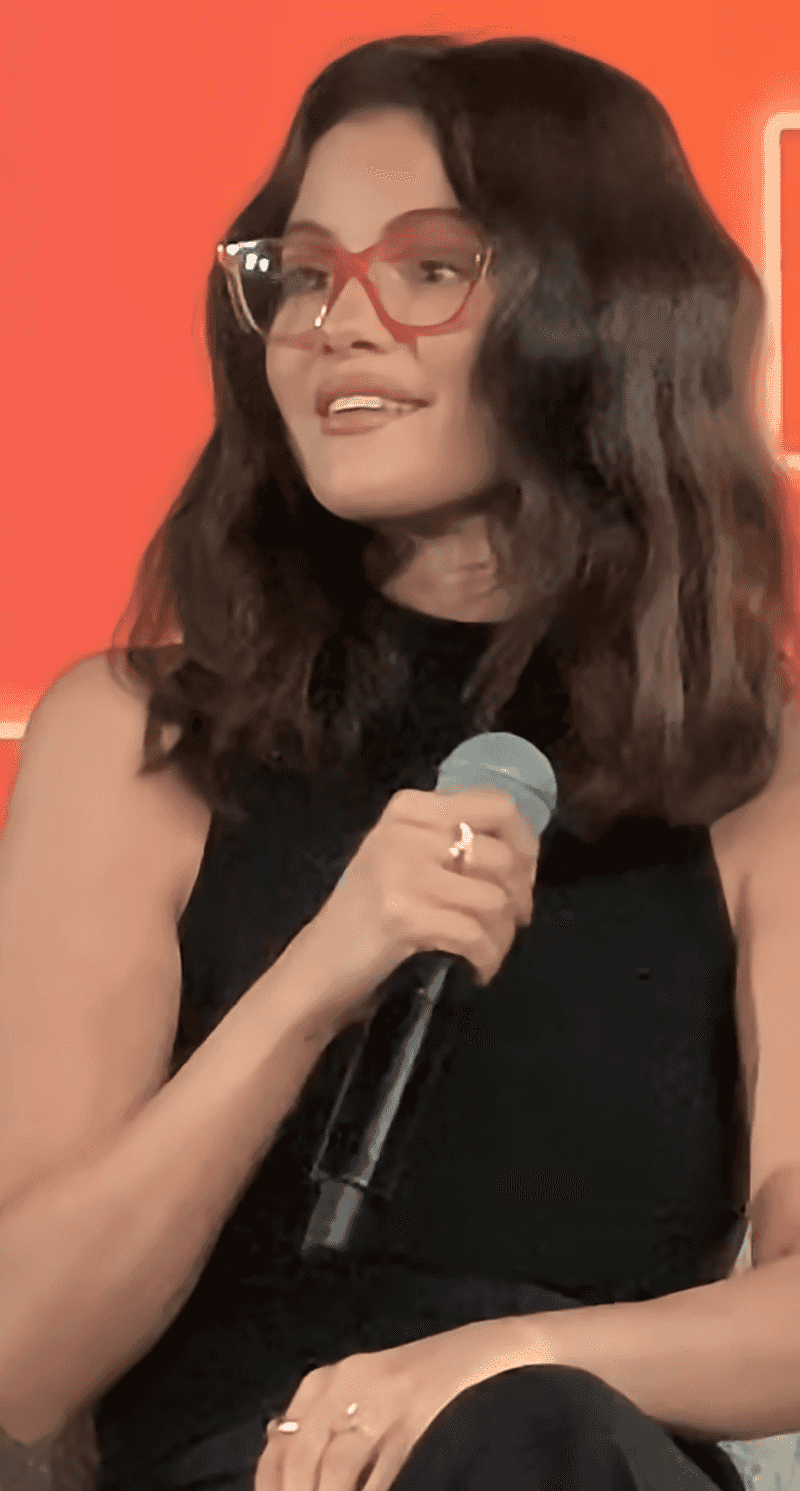 Selena Gomez Shocked By AI Cover