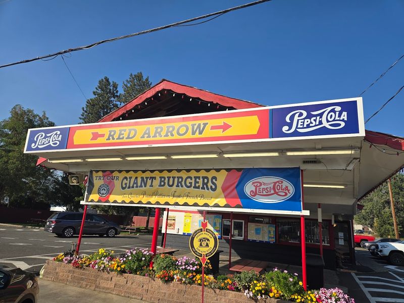 Cle Elum, Washington - Red Arrow Drive-In