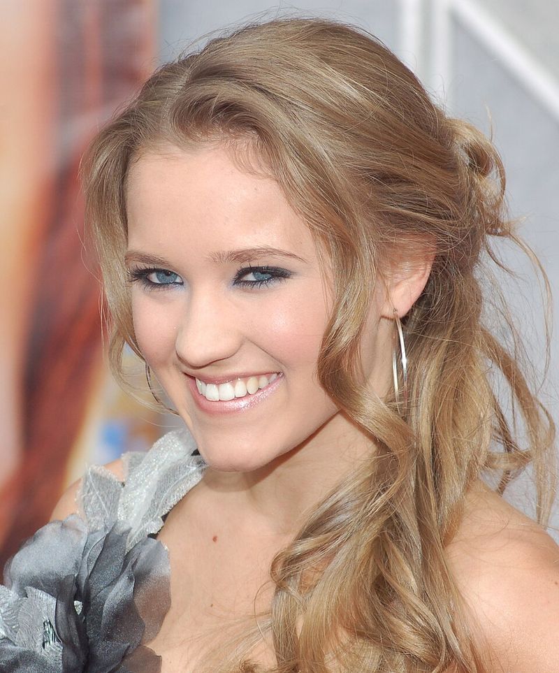 Emily Osment as Young Girl