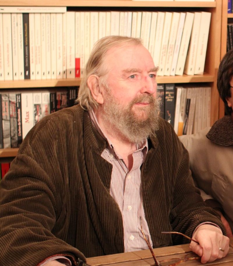 Elric Of Melniboné (1972) - Michael Moorcock