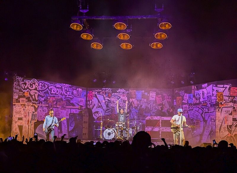 Adam's Song - Blink-182