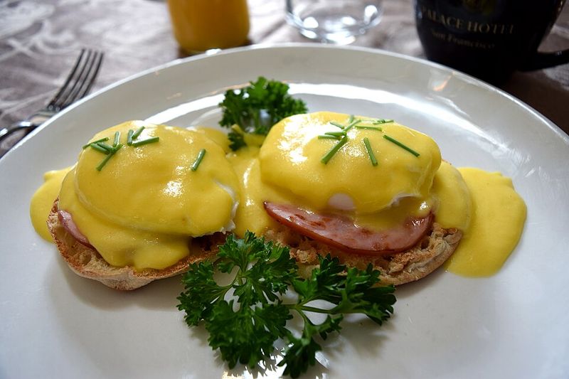 Eggs Benedict with Hollandaise Sauce