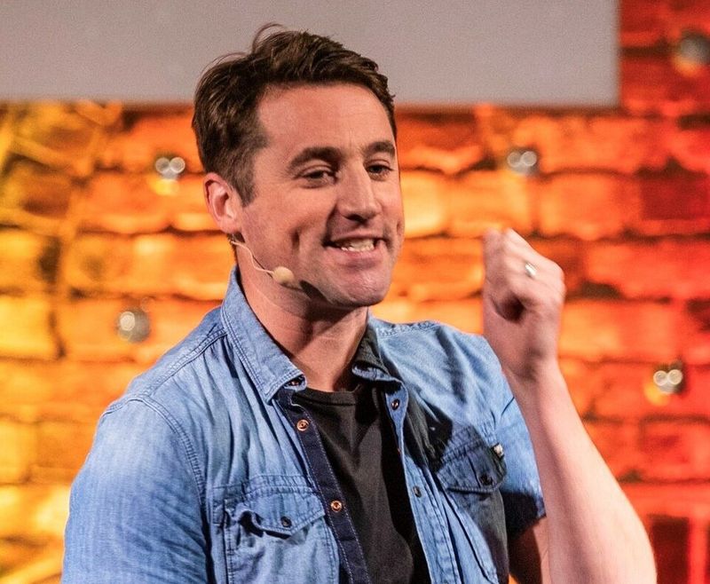 Here I Am To Worship by Tim Hughes