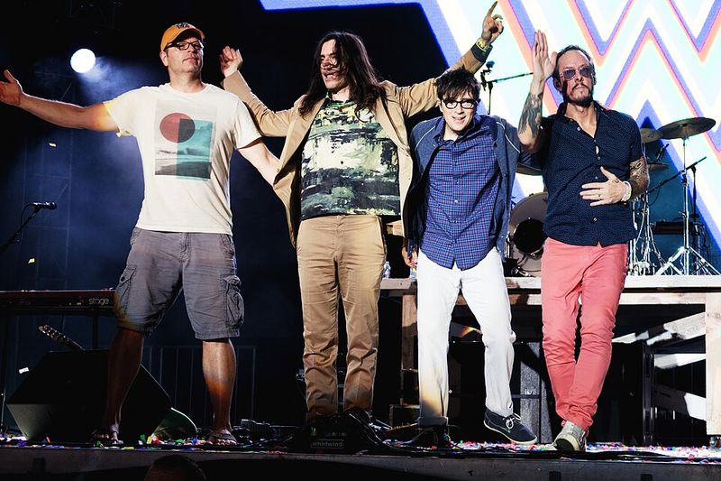 Island in the Sun — Weezer