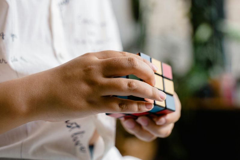 Justin Bieber — Rubik's Cube Speedsolving
