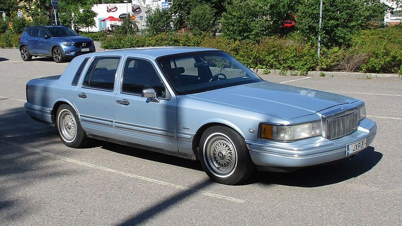 Jay-Z And His Early Lincoln Town Car