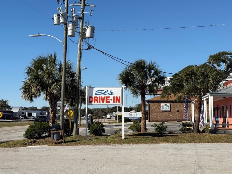 Morehead City, North Carolina - El's Drive-In