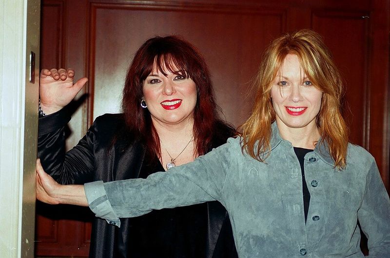 Heart — Ann and Nancy Wilson