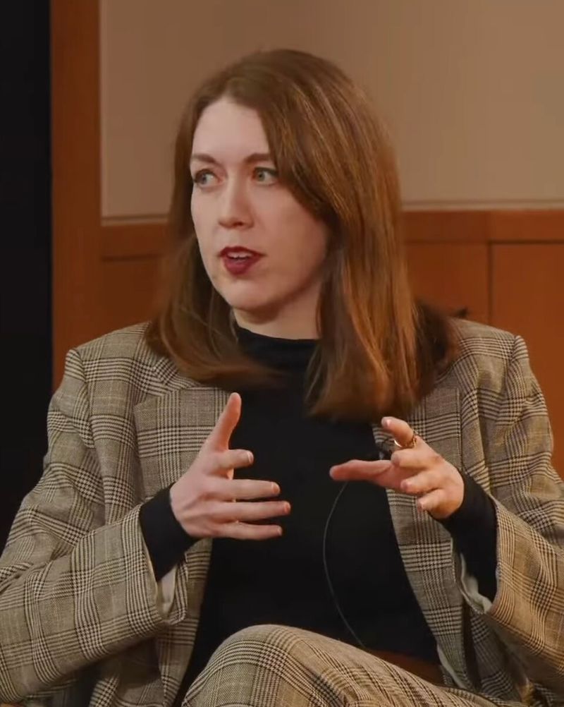 A Day Of Fallen Night - Samantha Shannon