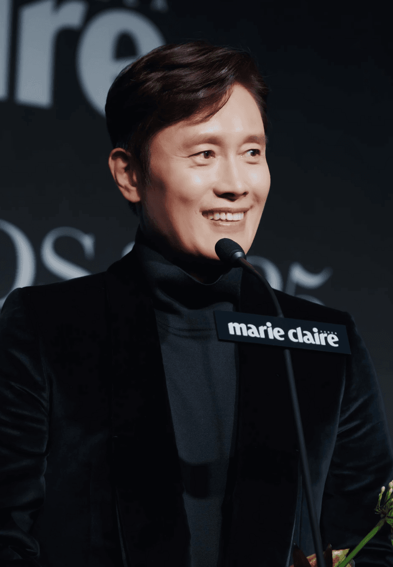 Joint Security Area (2000)